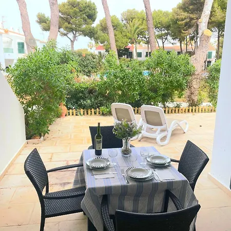 Playa Xoriguer Con Piscina Y Jardin דירה