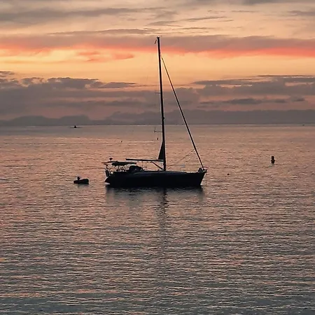 Playa Xoriguer Con Piscina Y Jardin * ソン・ショリゲル